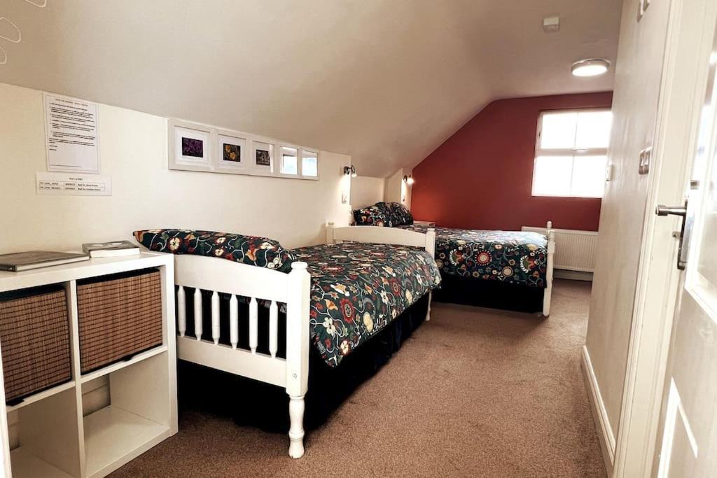 Hotel Into The Burren à Murroogh Extérieur photo